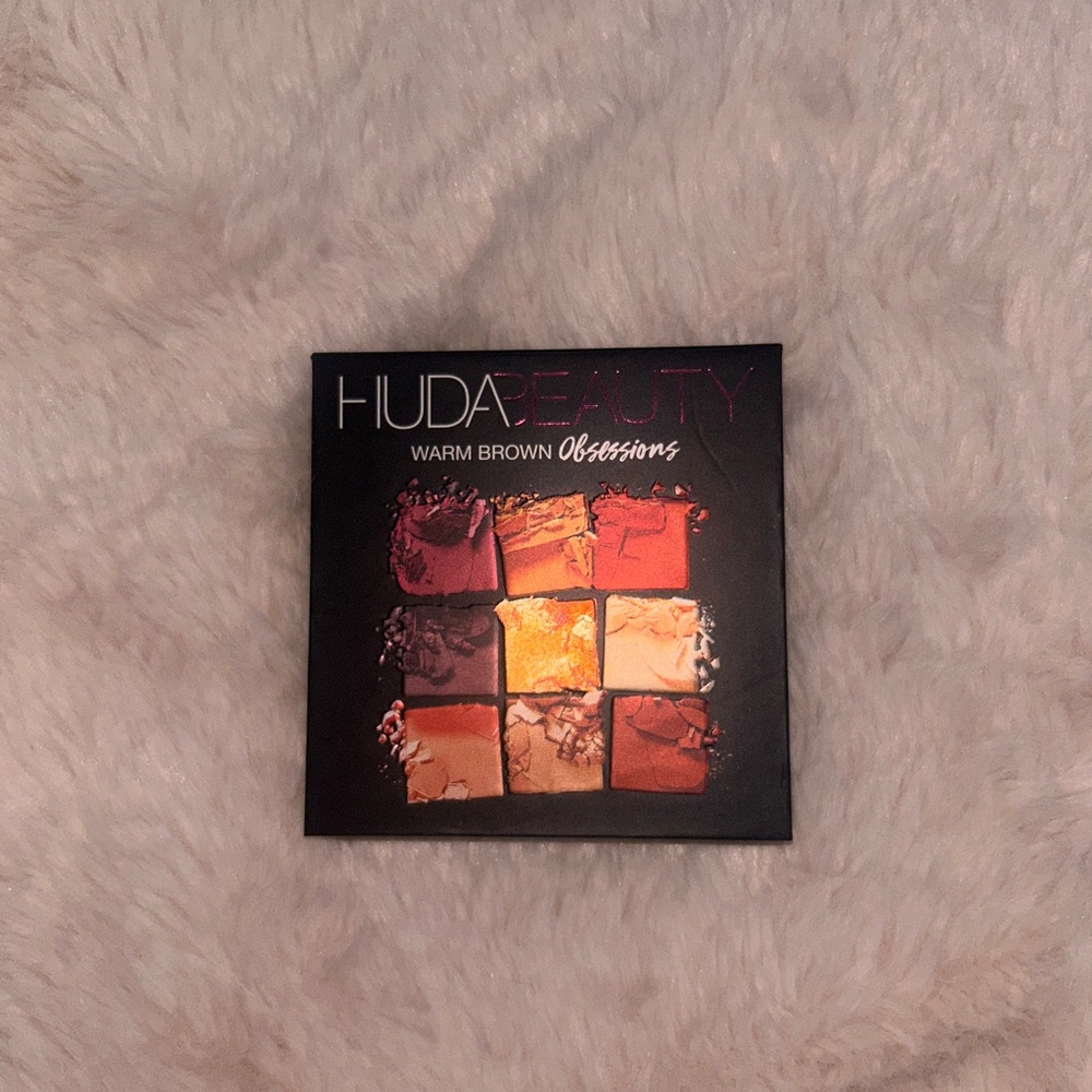 Huda Beauty Warm Brown Obsessions Palette